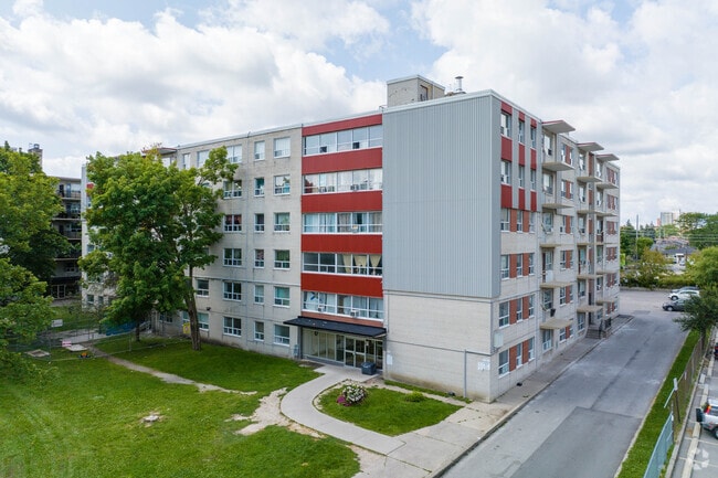 Building Photo - 25-35-45 Trudelle Street