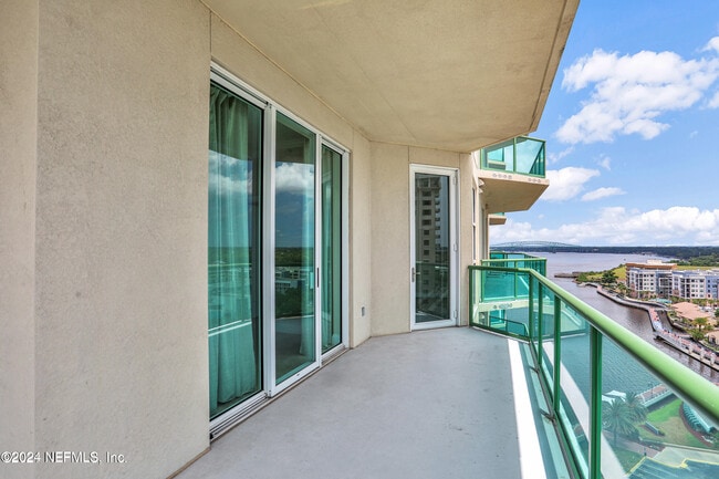 Building Photo - 1431 Riverplace Blvd Unit 1401
