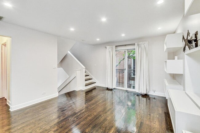Photo - 1449 W Lexington St Unit A