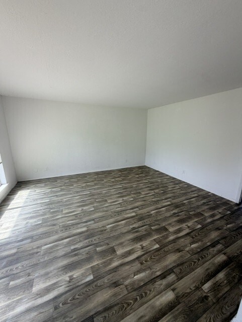 Living Room- Upgraded Unit - Cimarron Apartments