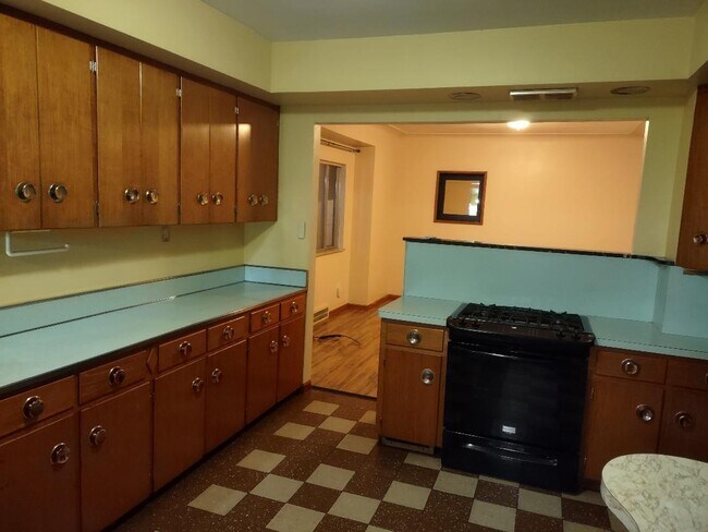 Photo - 2215 Caniff St Casa