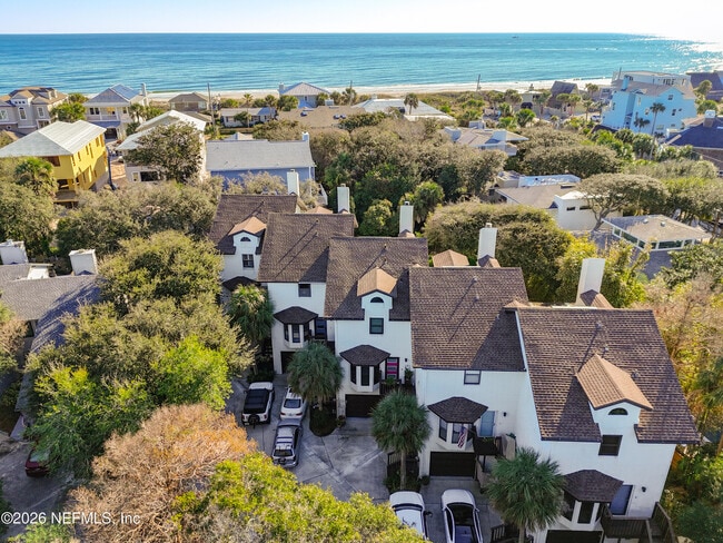 Building Photo - 2009 Seminole Rd