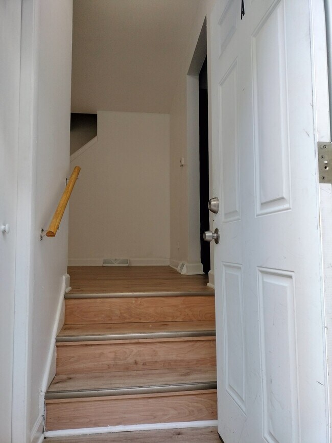 Photo - 7910 S Muskegon Ave