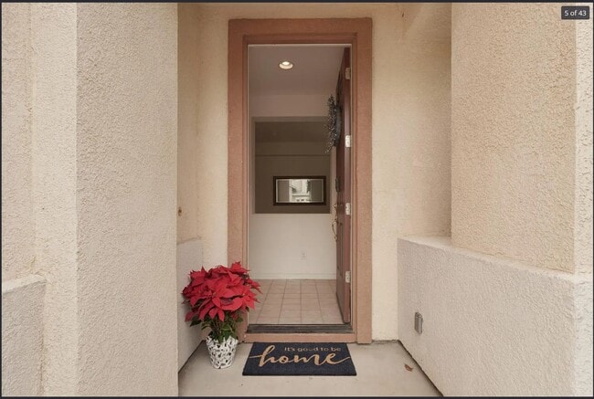 Photo - 748 Iberis Way