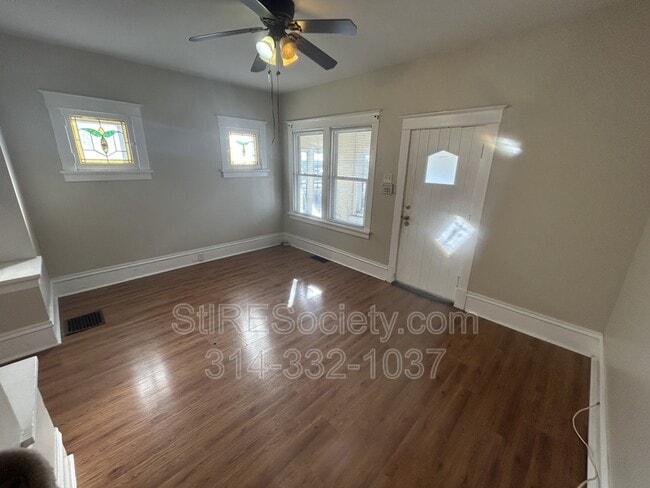 Photo - 227 Dover St