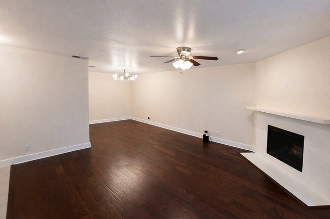 Photo - 4777 Cedar Springs Rd Unit 8D