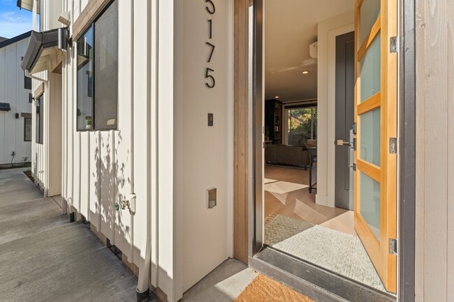 Photo - 5175 SE 28th Ave