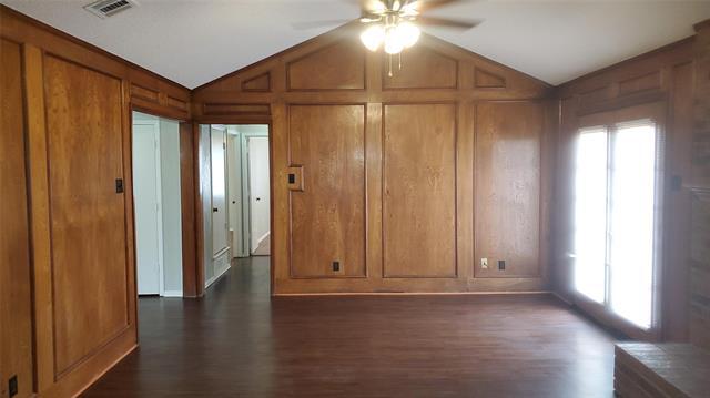 317 Doral Pl