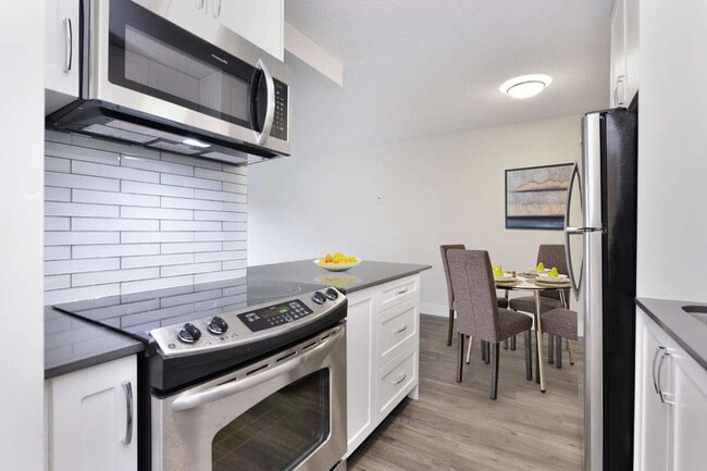 Valencia Apartments