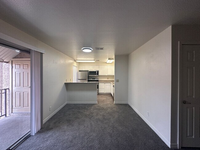 Photo - Cozy 2 bed 2 bath condo! Unit 292