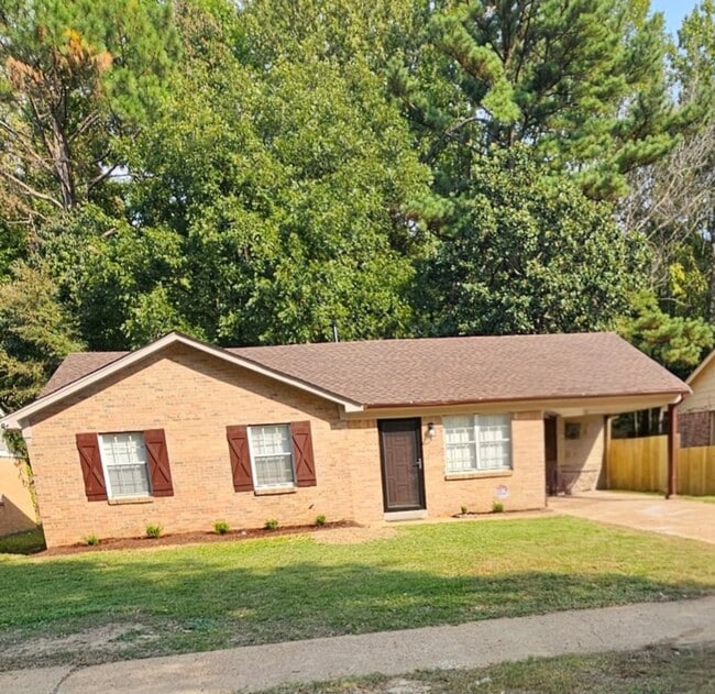 Building Photo - 4 Success is now offering this spacious 3 ...