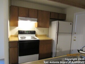 Photo - 8936 Hambledon Dr