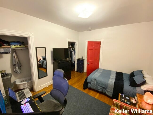 Photo - 61 Hillside St