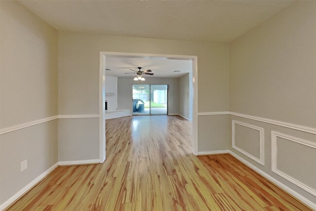 Photo - 1920 Crooked Creek Ln
