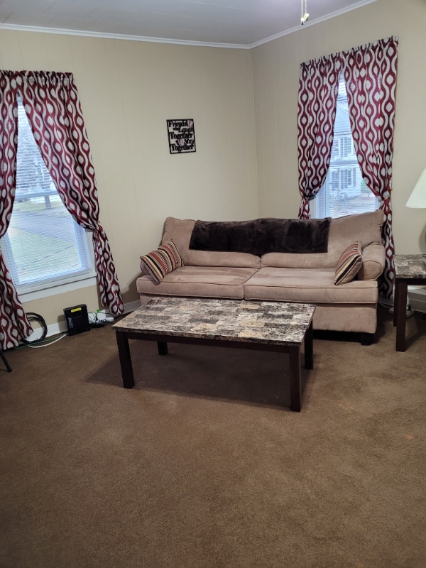 Photo - 841 Parkview St NE