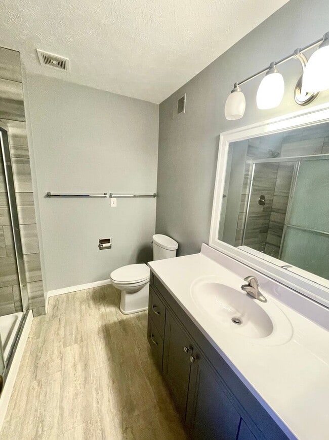 Photo - 602 W 23rd Ave Unit 602 W 23rd Ave #5 Bellevue, NE 68005