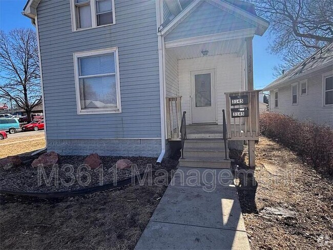 Building Photo - 3145 P St Unit #1 Rental