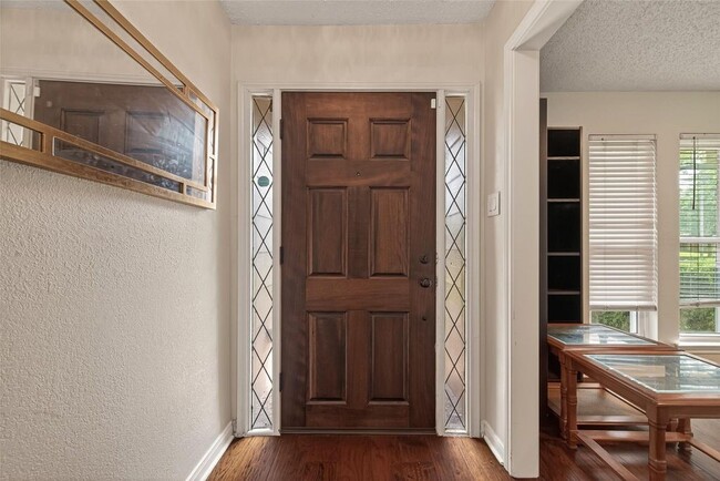 Photo - 14507 Ravenhurst Ln
