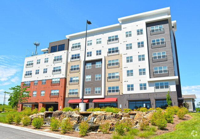 Building Photo - Whispering Heights Rental