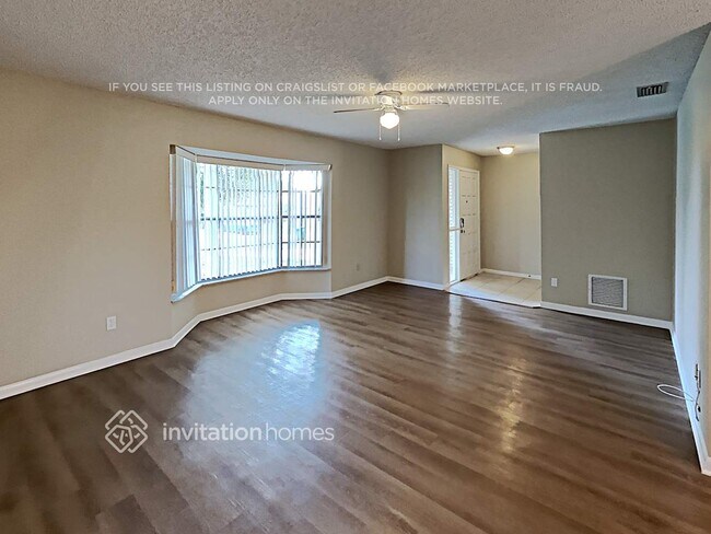 Photo - 798 S Atmore Cir