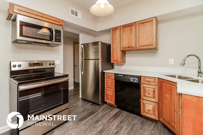 Photo - 2141 Ridge Dr