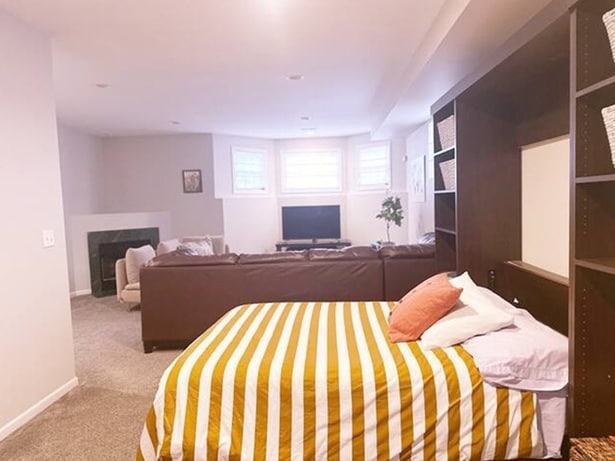 HUGE basement - 3759 N Clifton Ave Unit 1