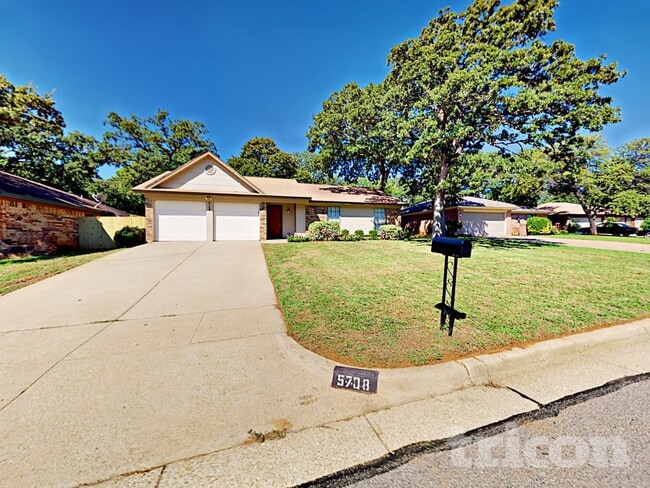 Photo - 5708 Woodsetter Ct