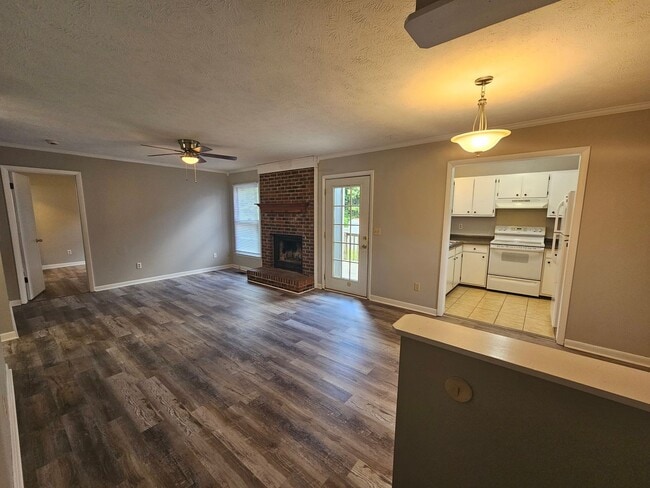 7360 Van Grayson Loop