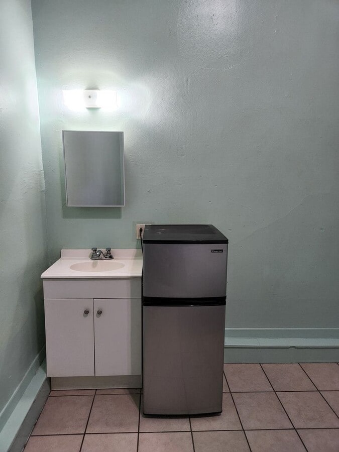 Photo - Studio for Rent - Gaslamp Quarter Unit 8
