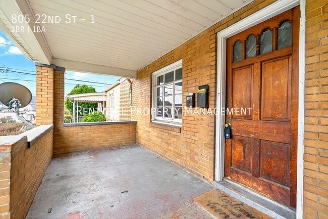 Photo - 805 22nd St Unit 1