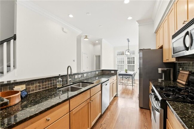 Photo - 1258 DeKalb Ave NE