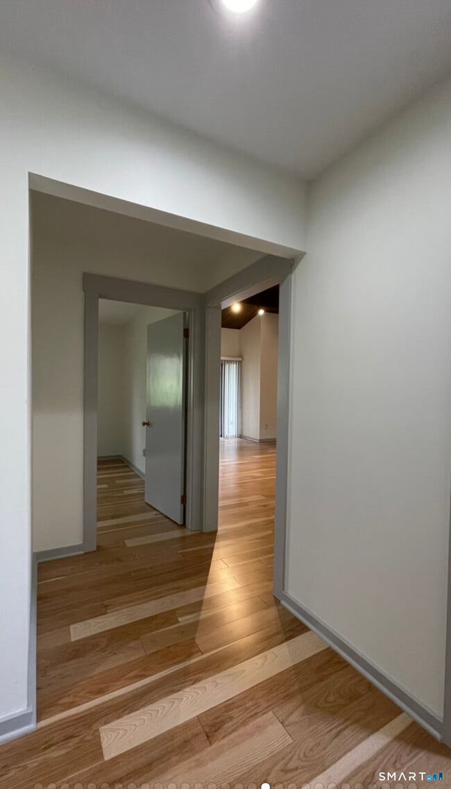 Photo - 14b Algonquin Ln Unit C