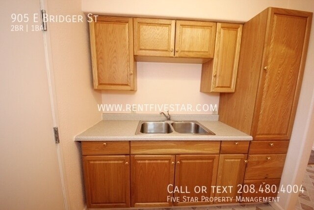 Photo - 905 E Bridger St