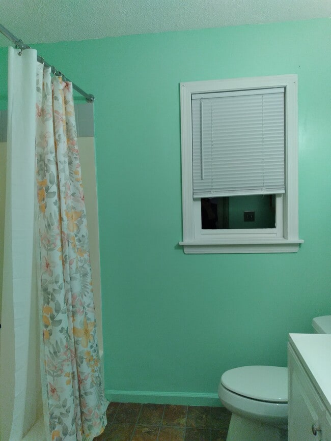 Photo - 28 Wedgewood Cir Unit #1