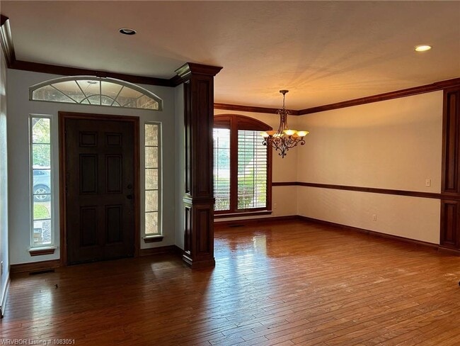 Photo - 1808 Oak Forest Dr