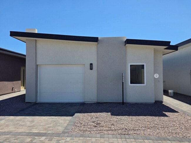 Building Photo - 370 Riverfront Dr Unit 370 Riverfront #2
