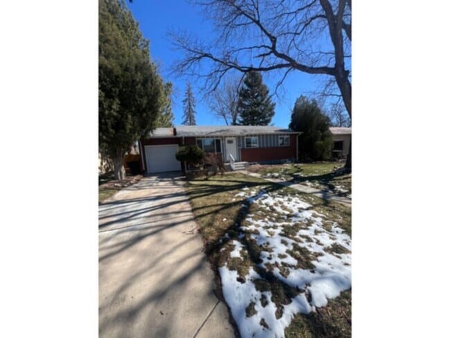 Building Photo - 3066 S Wolff St Rental