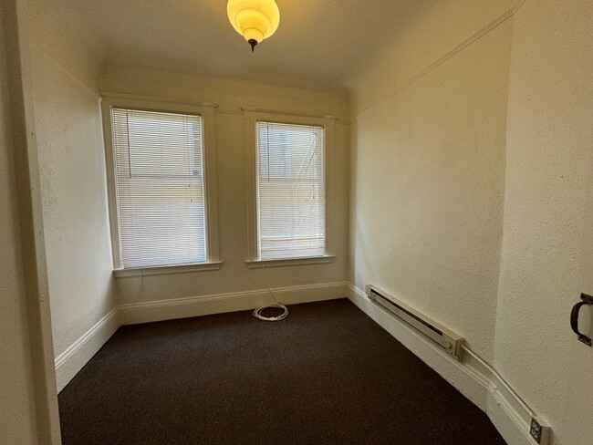 COZY 2 BEDROOM 1 BATH FOR RENT IN SAN FRAN... - COZY 2 BEDROOM 1 BATH FOR RENT IN SAN FRAN... Condo Unit 3