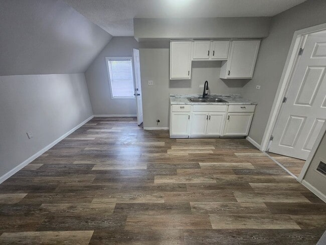 Photo - 7310 Camden Ave Unit Upper