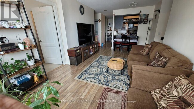 Photo - 70 Town Centre Court Unité 803