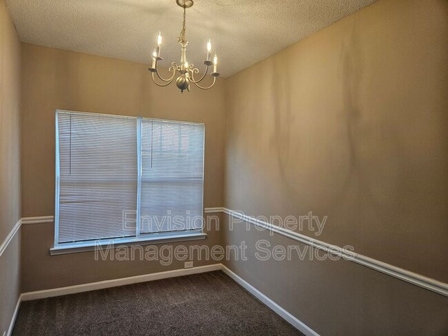 Photo - 2318 Hackamore Dr