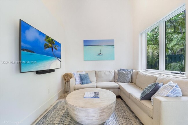 Photo - 2449 S Bayshore Dr