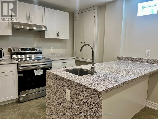 Photo - 28 El Dorado St