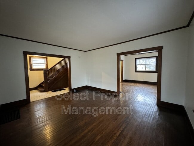 Photo - 3008 Webster St
