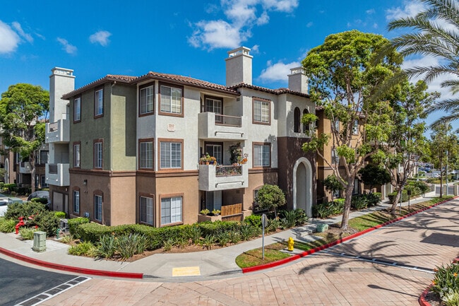 2242 Gill Village Way San Diego, CA 92108-5529