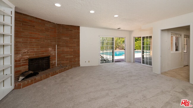 Photo - 3102 Granville Ave