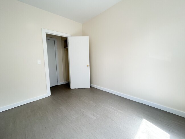 Photo - 3349 Decatur Ave Apartment Unit 1C