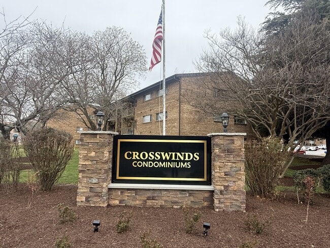 Building Photo - 1022 Adams Ave