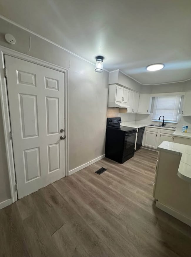 Photo - 318 N 18th St