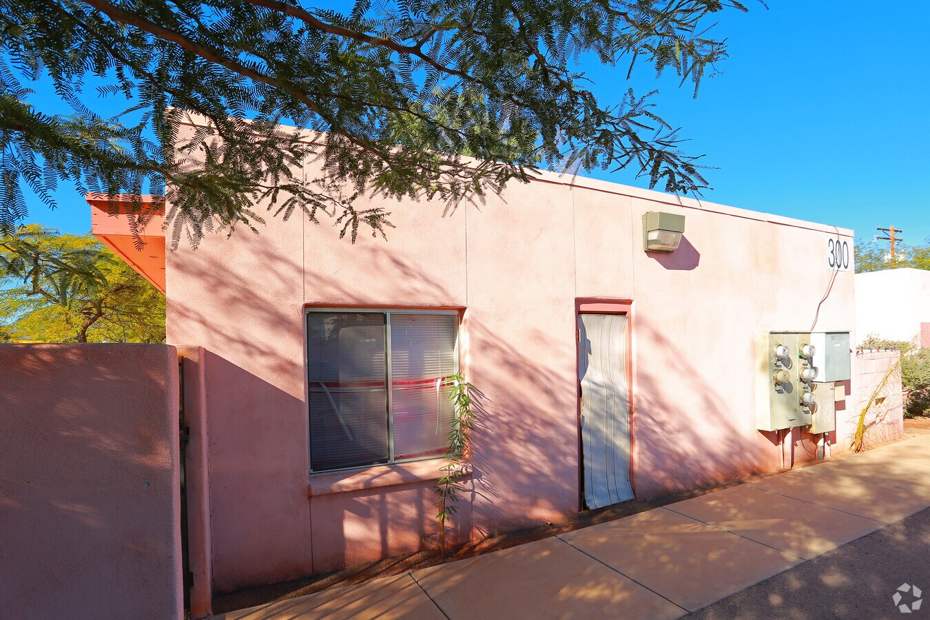 Photo - Sahuaro Apartments